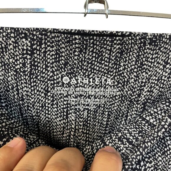 Athleta Delancey Textured Moto Tight S Black White Pull On Legging Zip Pockets - Picture 3 of 7